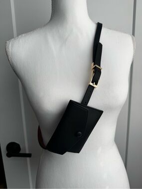 Sleek Black Mini Crossbody Belt Bag with Gold Buckle